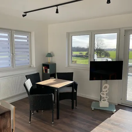 Gaestehaus Am Salzhaff بيت ريفي Zweedorf