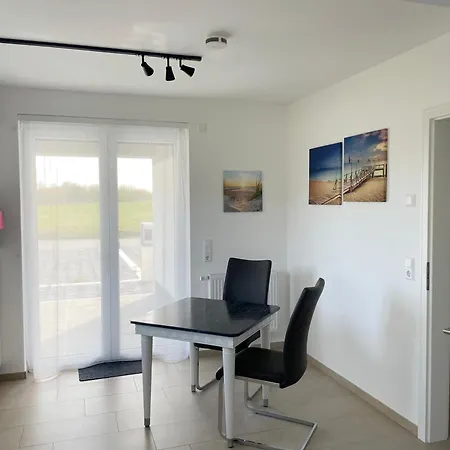 بيت ريفي Gaestehaus Am Salzhaff Zweedorf