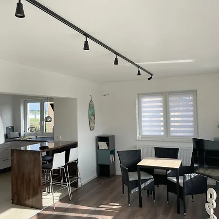 Gaestehaus Am Salzhaff بيت ريفي Zweedorf